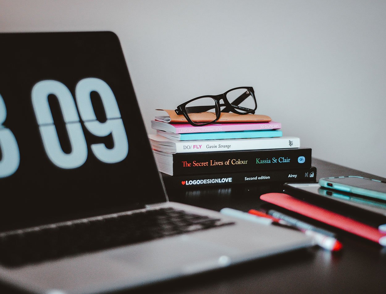 nik-7I4u37HwA08-unsplash